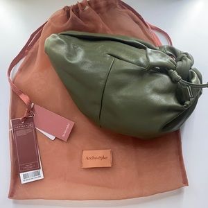 Archivépke Dumpling Bag